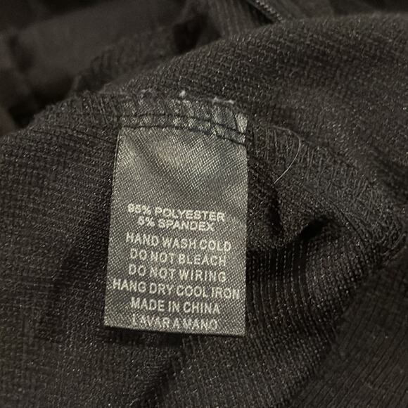 Fashion nova zip front bodysuits size medium - Picture 4 of 4